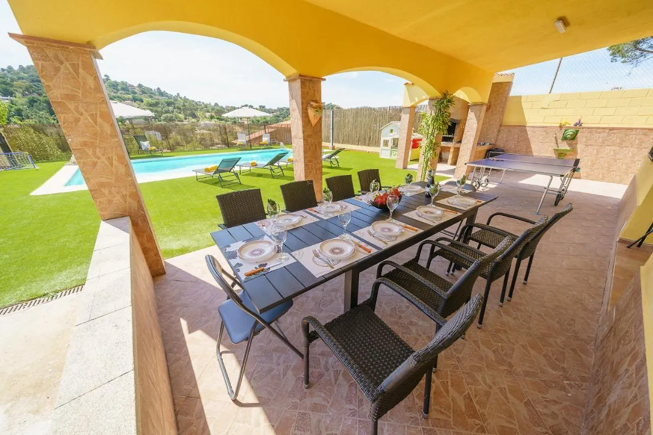 Villa Denis Lux, Gran Zona Exterior Con Piscina Lloret de Mar 0*,  Spain