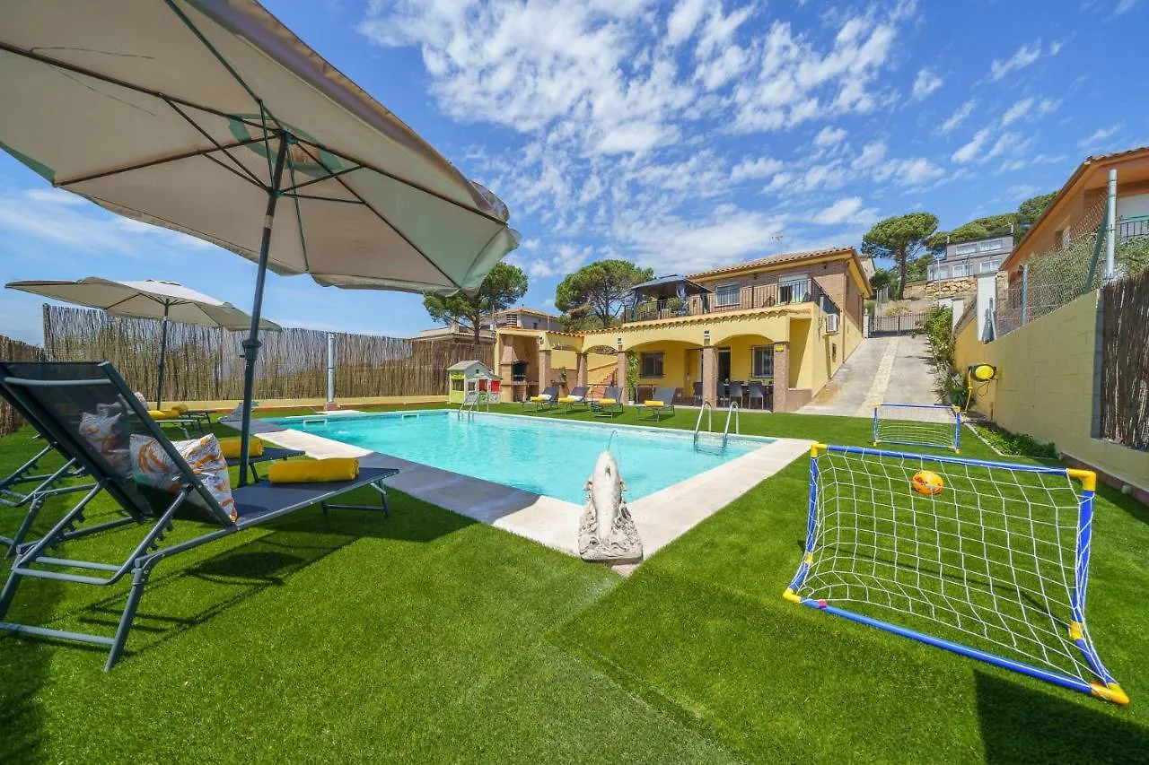 Villa Denis Lux, Gran Zona Exterior Con Piscina Lloret de Mar