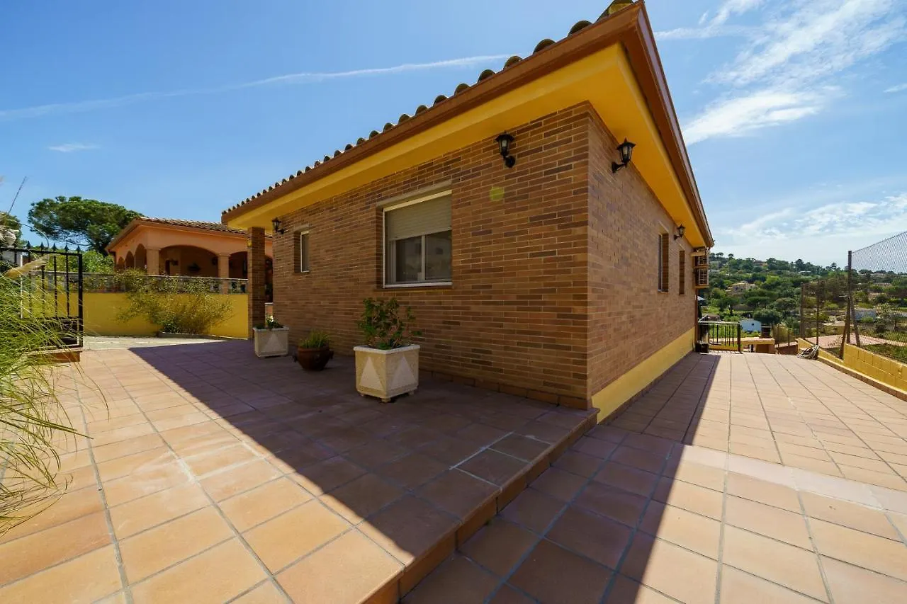 Villa Denis Lux, Gran Zona Exterior Con Piscina Lloret de Mar 0*,